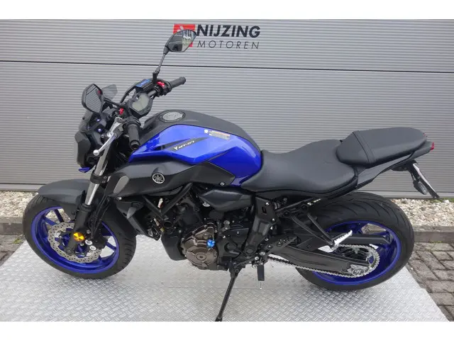Yamaha MT 07 ABS 2018 Benzine 15