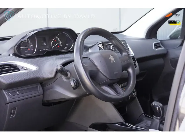 Peugeot 2008 1.2 VTi 82 pk ACTIVE 2014 Benzine 25