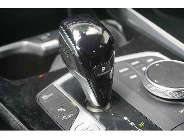 BMW 2 Serie Gran Coupé 218i 2022 Benzine 12
