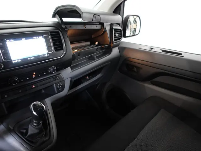 Opel Vivaro 102pk L3H1 Edition 2022 Diesel 28