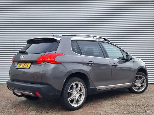Peugeot 2008 1.2 PureTech Allure 2016 Benzine 2