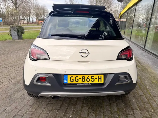 Opel ADAM 1.0 Turbo Rocks 2015 Benzine 11