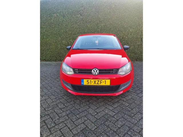 Volkswagen Polo 2