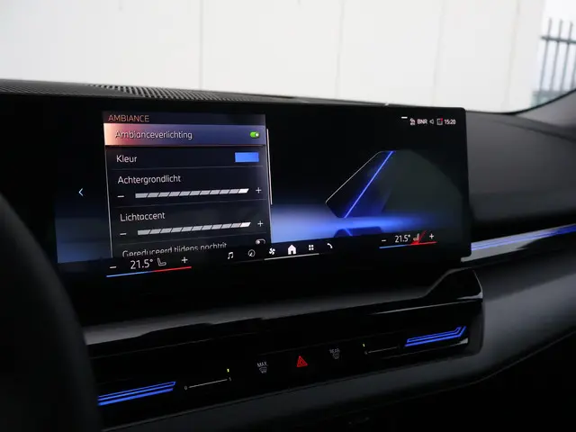 BMW 5 Serie 520i 2024 Benzine 41