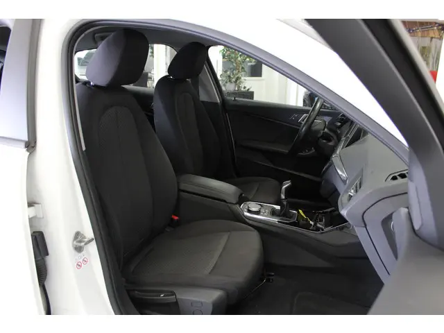 BMW 1 Serie 116d Executive Edition 2020 Diesel 15