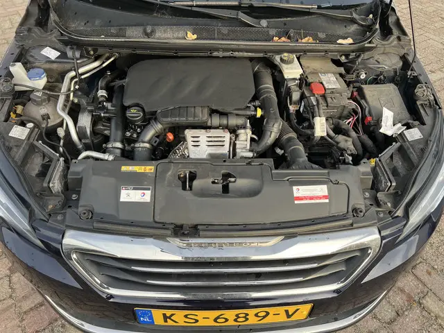 Peugeot 308 SW 1.2 PureTech Allure 2016 Benzine 15