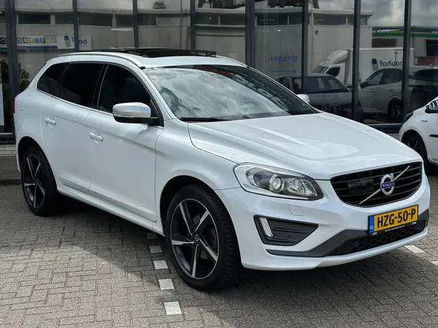 Volvo XC60 2.4 D4 R-Design AWD l ACC l PANO 2016 Diesel 16