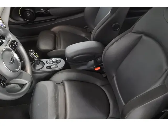 MINI Electric Mini Classic Blackline 2022 Elektrisch 21