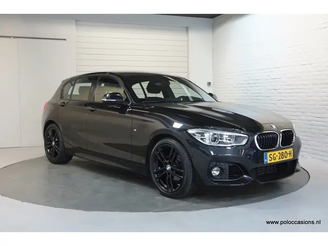 BMW 1 Serie 118i 2018 Benzine 2