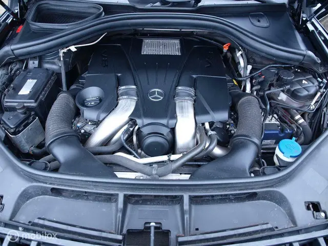 Mercedes-Benz GLS 500 4MATIC 2017 Benzine 32