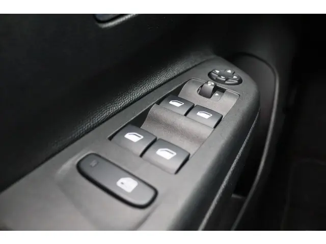 Opel Corsa 1.2 GS Line Automaat 2020 Benzine 27