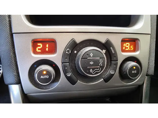 Peugeot 308 1.6 VTi Sportium 2013 Benzine 19