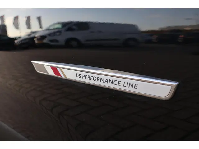 DS DS 7 Crossback 1.6 Performance Line 2021 Benzine 26