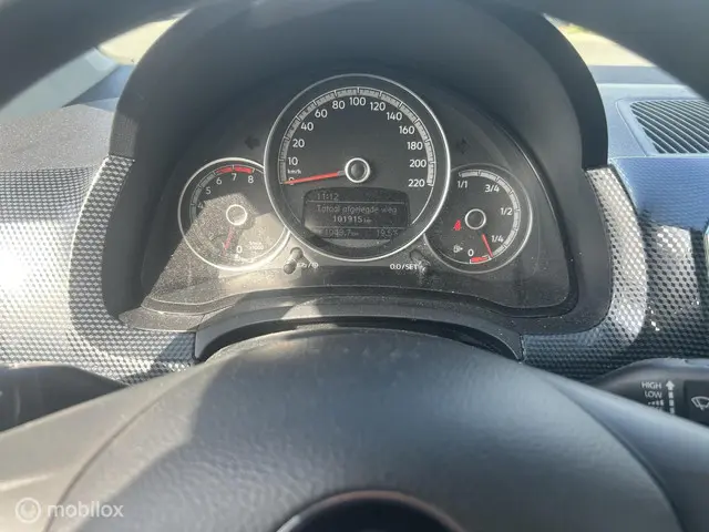 Volkswagen up! 1.0 BMT move up! 2019 Benzine 8