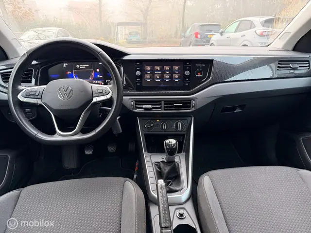 Volkswagen Polo 1.0 TSI Life 2023 Benzine 12