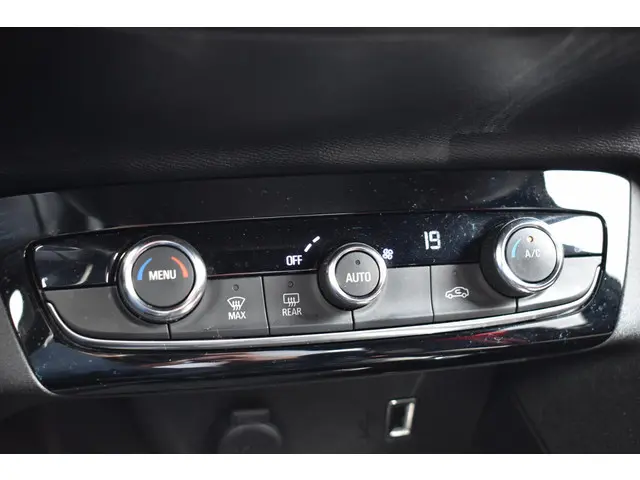 Opel Corsa 1.2 GS Line 2020 Benzine 28