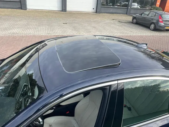 BMW 5 Serie 530i High Executive 2018 Benzine 27