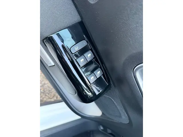 Citroën C3 1.2 PureTech Business 2020 Benzine 23