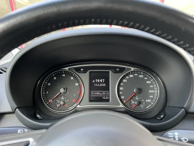 Audi A1 Sportback 1.4 TFSI Adrenalin 2017 Benzine 16