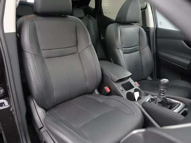 Nissan QASHQAI 1.2 Tekna- 2017 Benzine 3