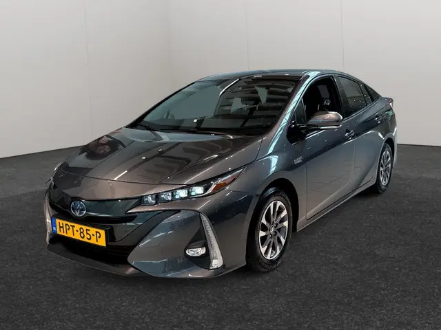Toyota Prius 1.8 Plug-in Executive 2019 Hybride Benzine