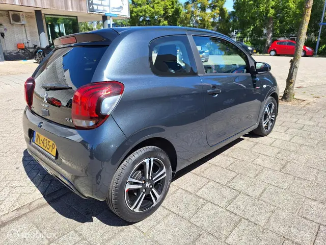 Peugeot 108 1.2 PURETECH GT-LINE 2017 Benzine 6