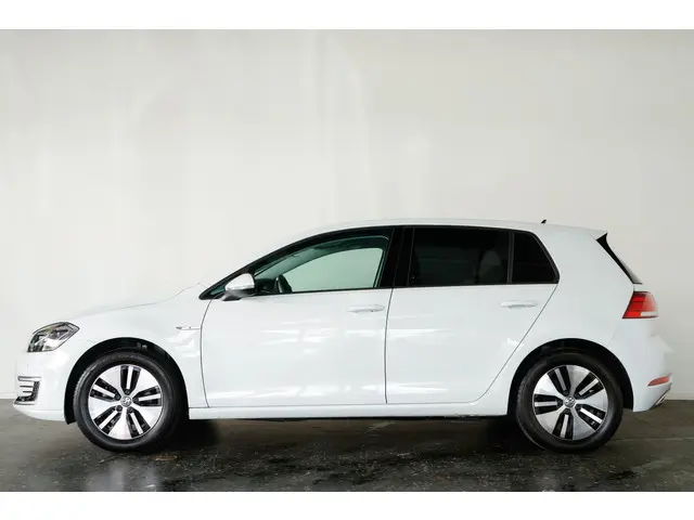Volkswagen e-Golf e-Golf 2019 Elektrisch 30