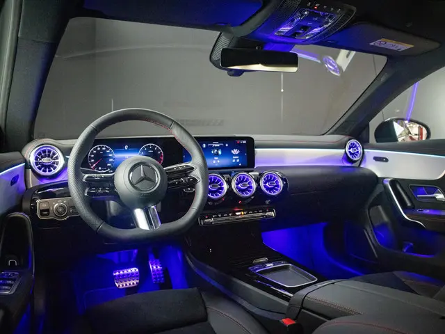 Mercedes-Benz CLA 3
