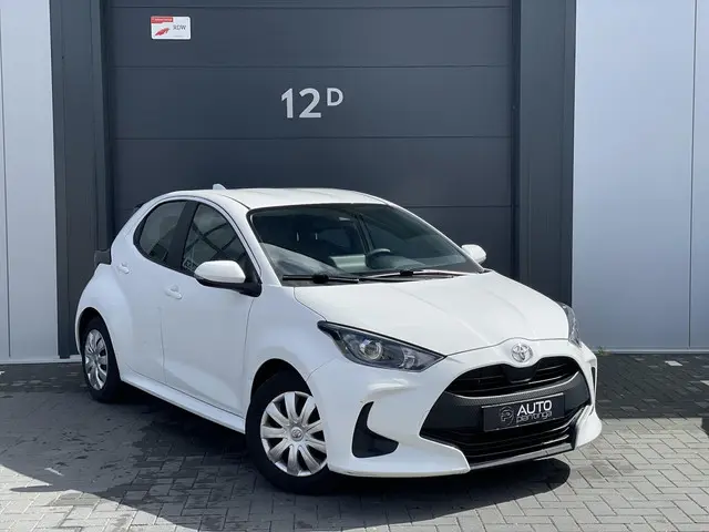 Toyota Yaris 1.0 VVT-i Active 2022 Benzine 2