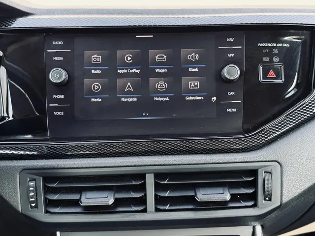 Volkswagen Polo 1.0 TSI Polo 2022 Benzine 16