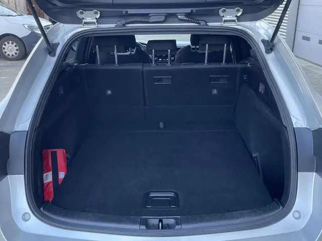 Suzuki Swace 1.8 Hybrid Style 2021 Hybride Benzine 10