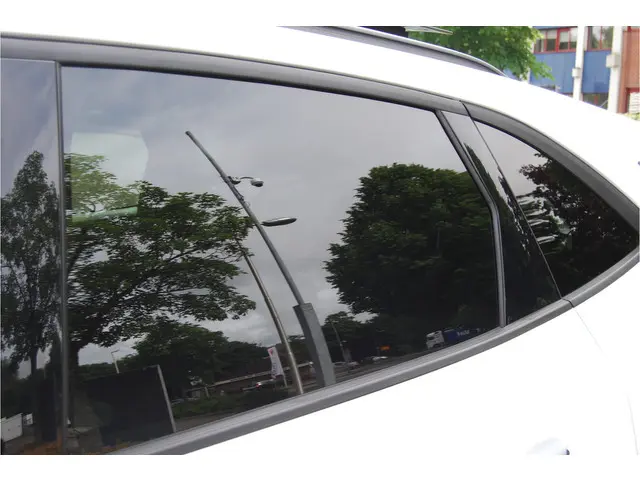 Ford Kuga 2.5 PHEV ST-Line X 225PK 2022 Hybride Benzine 13