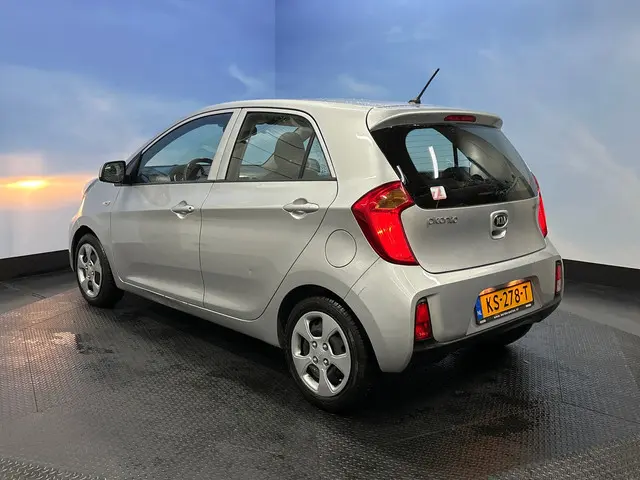Kia Picanto 1.0 CVVT Summer Edition 2016 Benzine 3