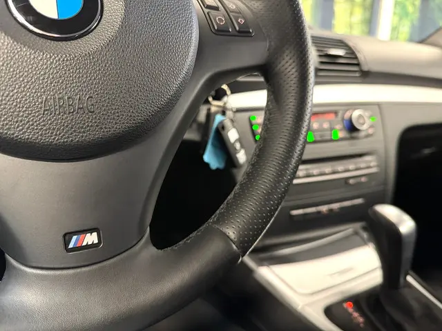 BMW 1 Serie Cabrio 118i M Sport Edition 2014 Benzine 28