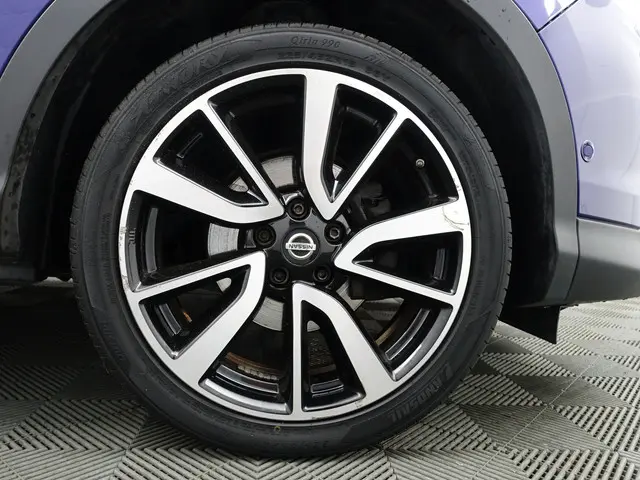 Nissan QASHQAI 1.2 Tekna+ 2014 Benzine 24