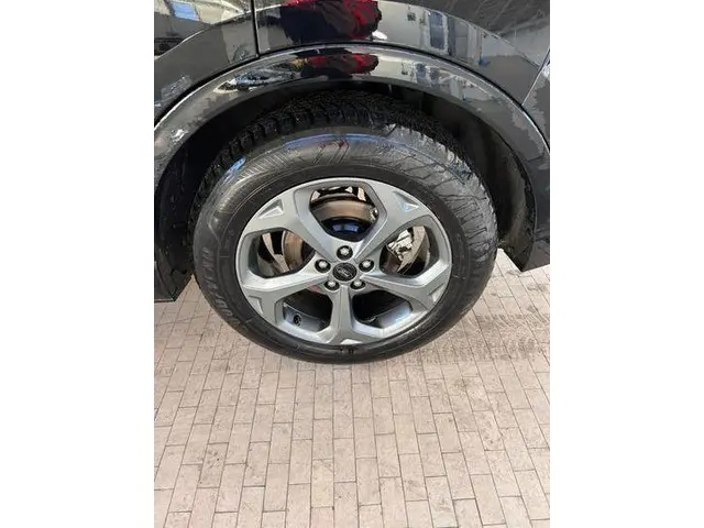 Ford Kuga 2.5 FHEV ST-Line 2025 Hybride Benzine 4