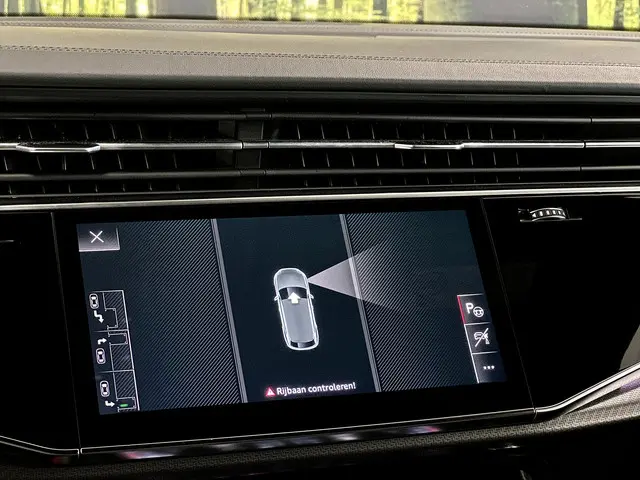 Audi RSQ8 4.0 TFSI RS Q8 quattro 2021 Benzine 17