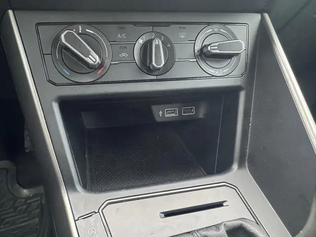 Volkswagen Polo 1.0 TSI Comfortline 2020 Benzine 11