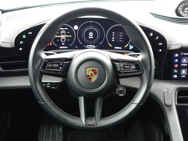 Porsche Taycan Performance 84 kWh- 2021 Elektrisch 15