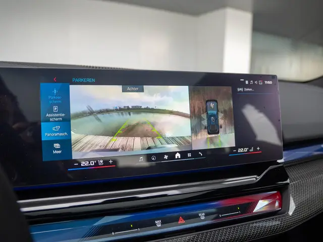 BMW M5 Touring 2026 Hybride Benzine 36