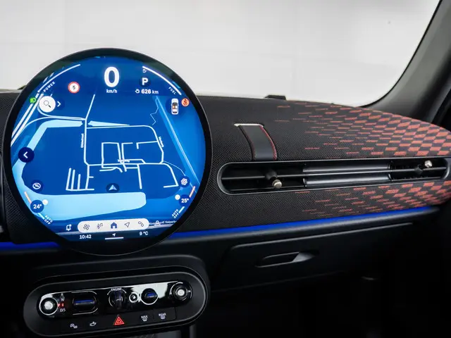 MINI 5-Deurs Cooper C 2025 Benzine 9