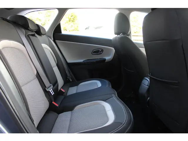 Kia cee'd Sportswagon 1.6 GDI Plus Pack 2012 Benzine 16