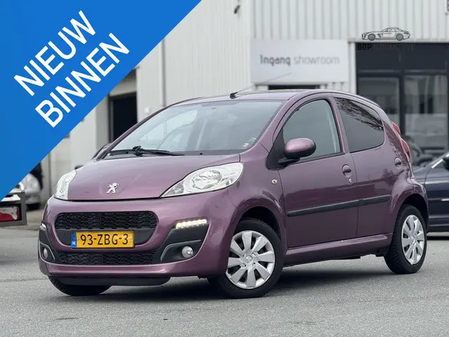 Peugeot 107 1.0 Envy 2012 Benzine