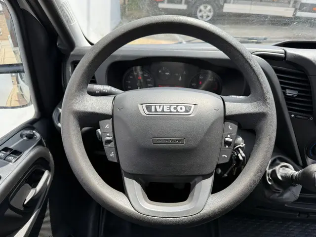 Iveco Daily 35S14 2.3 2018 Diesel 12
