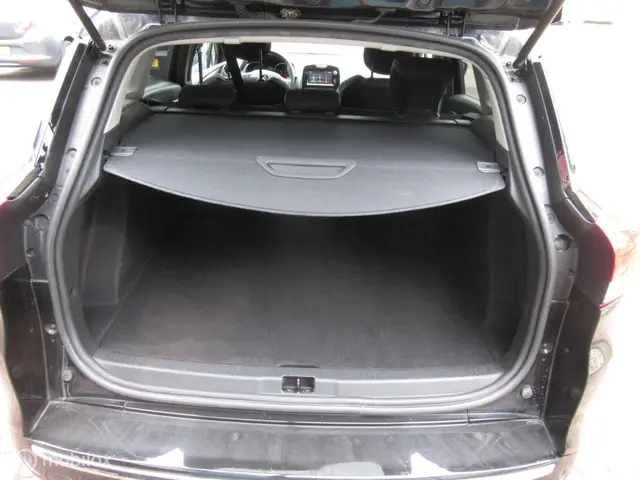 Renault Clio Estate 0.9 TCe Limited 2019 Benzine 8