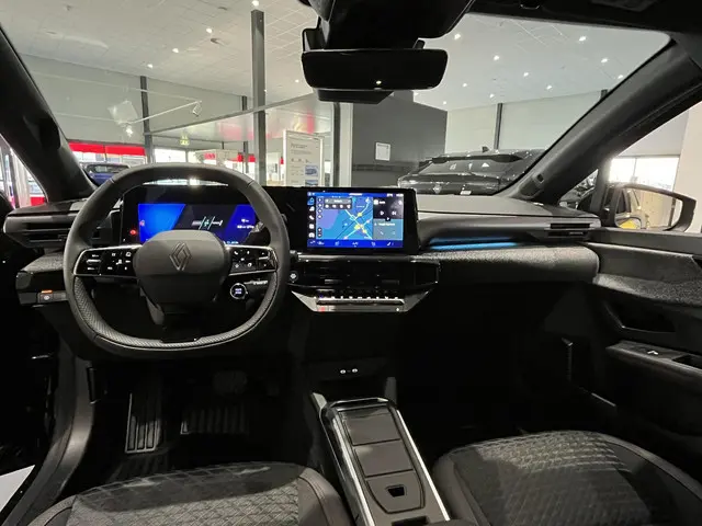 Renault Clio 1.8 Hybrid 160 techno 2026 Hybride Benzine 8