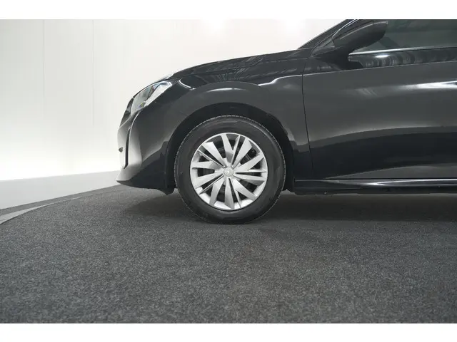 Peugeot 208 PureTech 75 Active 2023 Benzine 15