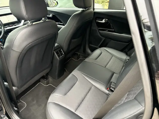 Kia Niro 1.6 GDi Hybrid DynamicLine 2020 Hybride Benzine 8