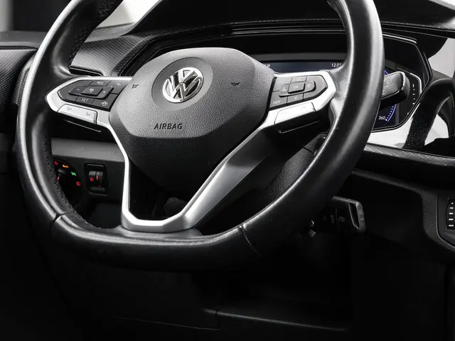 Volkswagen T-Cross 1.0 TSI 95pk Life 2020 Benzine 19