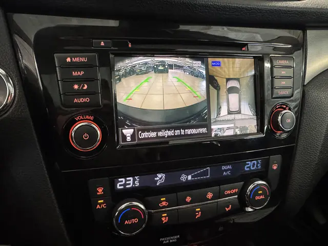 Nissan QASHQAI 1.3 DIG-T Premium Edition 2021 Benzine 26